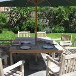 Bed & Breakfast D'hôtes Les Augustins - Parking Sécurisé - Borne De Recharge 3*