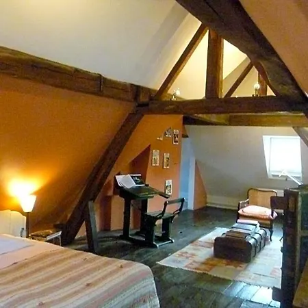 D'hotes Les Augustins - Parking Securise - Borne De Recharge 3* Huy