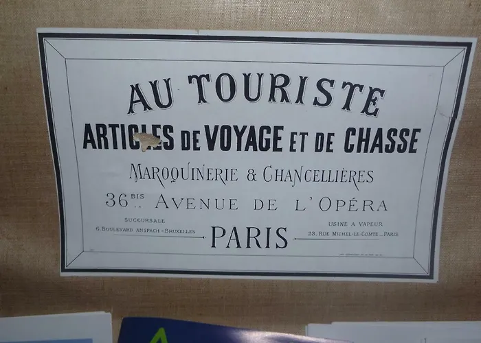 D'hôtes Les Augustins - Parking Sécurisé - Borne De Recharge 3* Huy